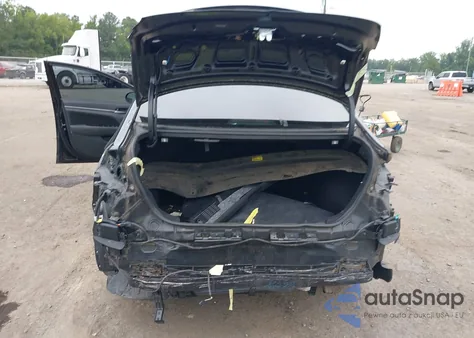 2018 Hyundai Elantra Value Edition из США, поврежденный, VIN 5NPD84LF5JH272565